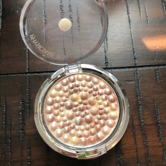 Physicians formula pearl highlighter - Picture 1 of 3